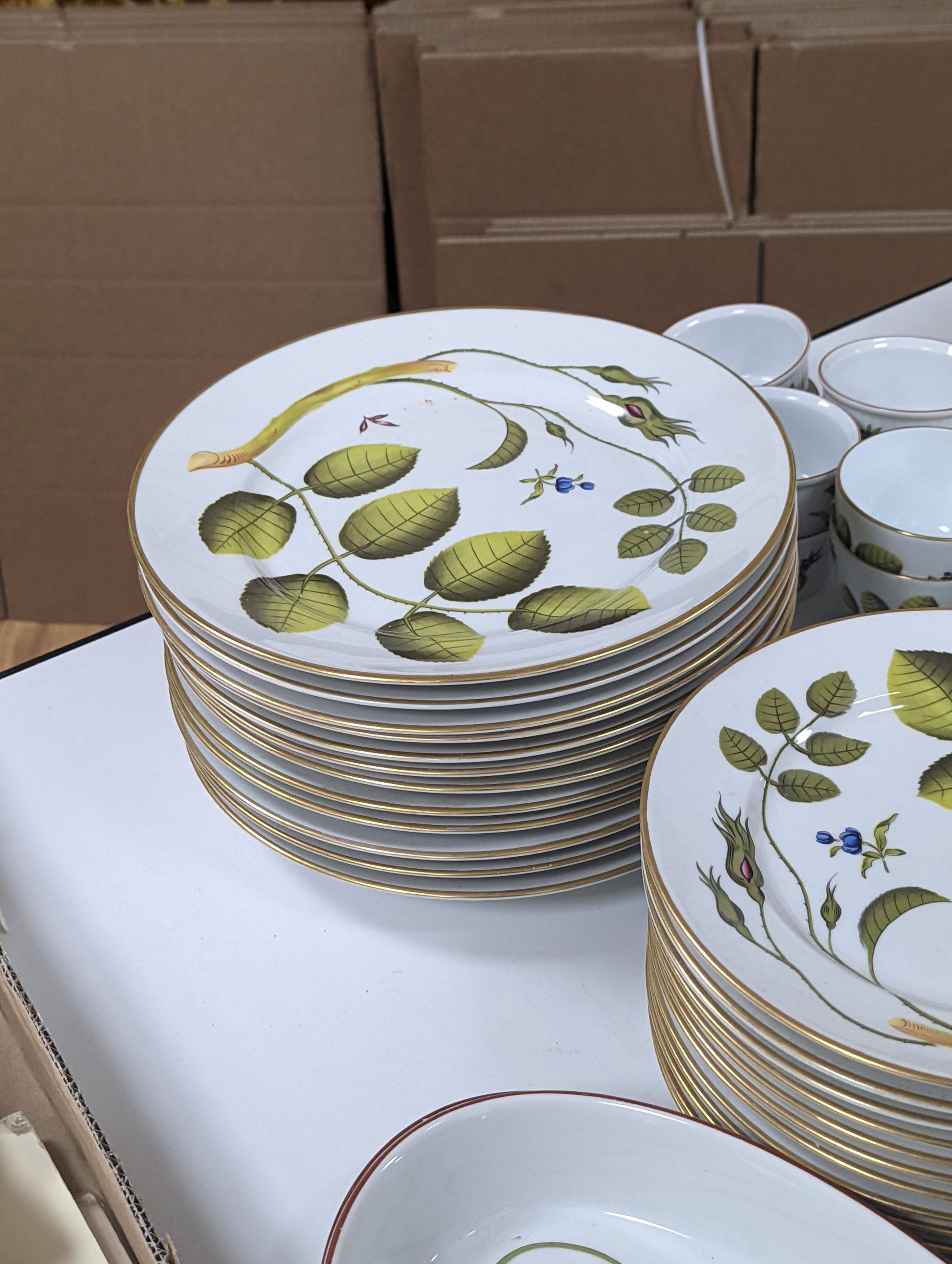 A Royal Worcester “Blind Earl”, pattern dinner and tea service.
